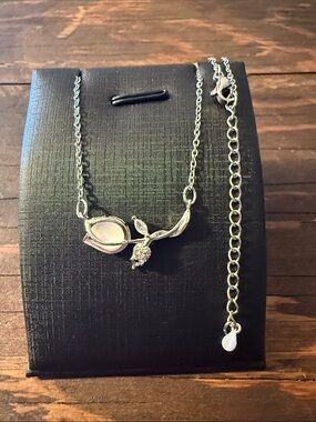 Silver Floral Leaf Pendant Necklace with Mother-of-Pearl Accent Stainless Steel